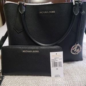 MK purse and wallet